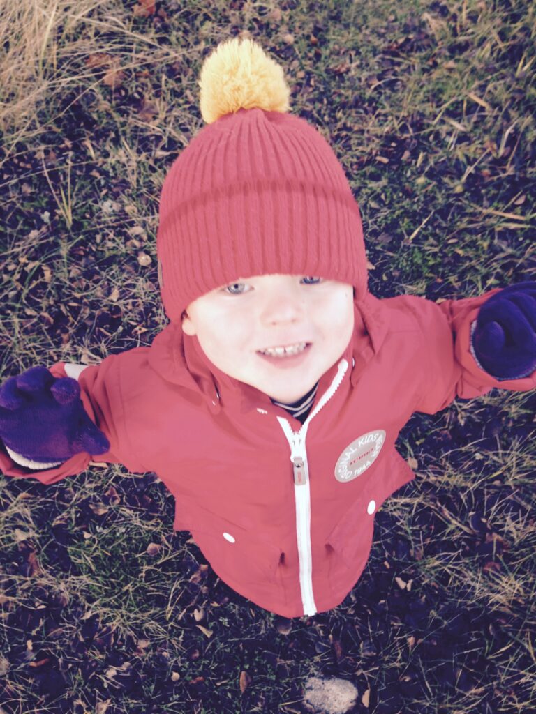 Otoksia pikkuväestä 21